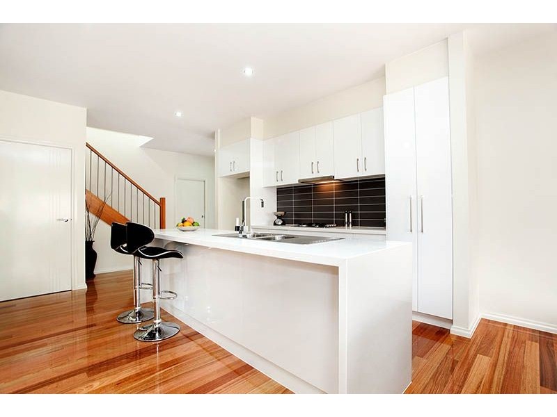 2/59 West Street, Hadfield VIC 3046
