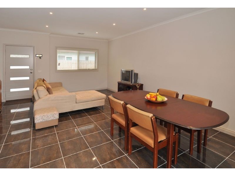 2/78 Isla Avenue, Glenroy VIC 3046