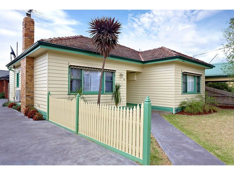 1/19 Lawrence Street, Hadfield VIC 3046