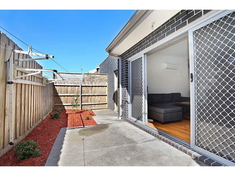 1/86 Hubert Avenue, Glenroy VIC 3046