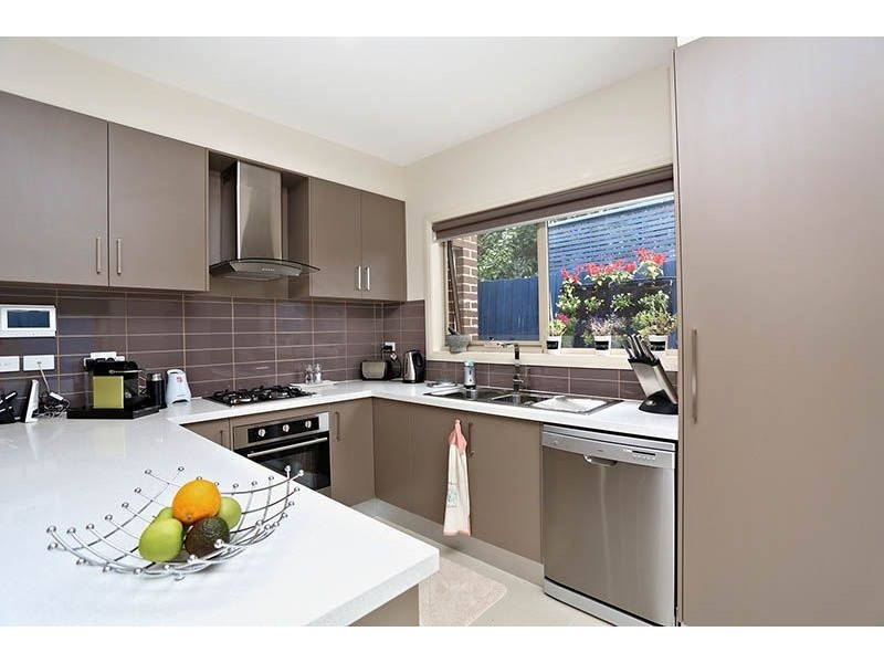 3/3 Fraser Court, Jacana VIC 3047