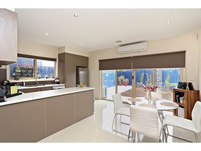 3/3 Fraser Court, Jacana VIC 3047