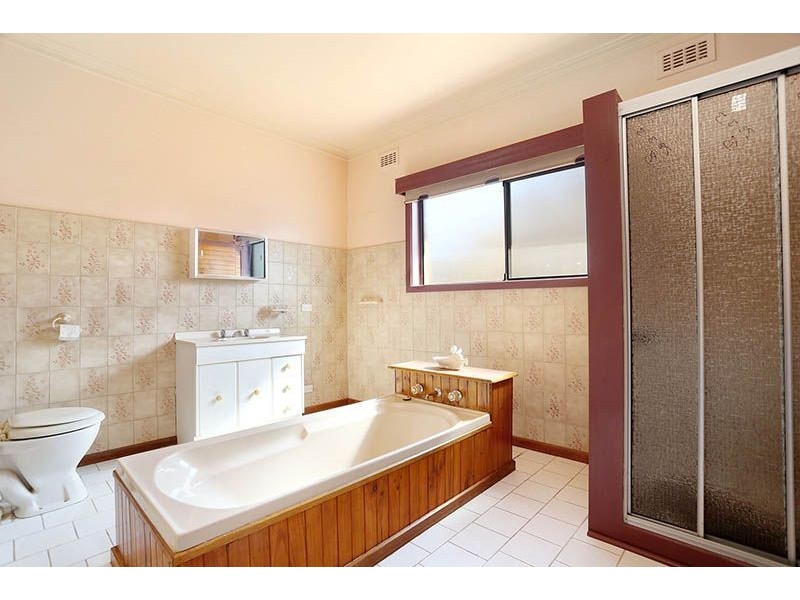 39 Paget Avenue, Glenroy VIC 3046