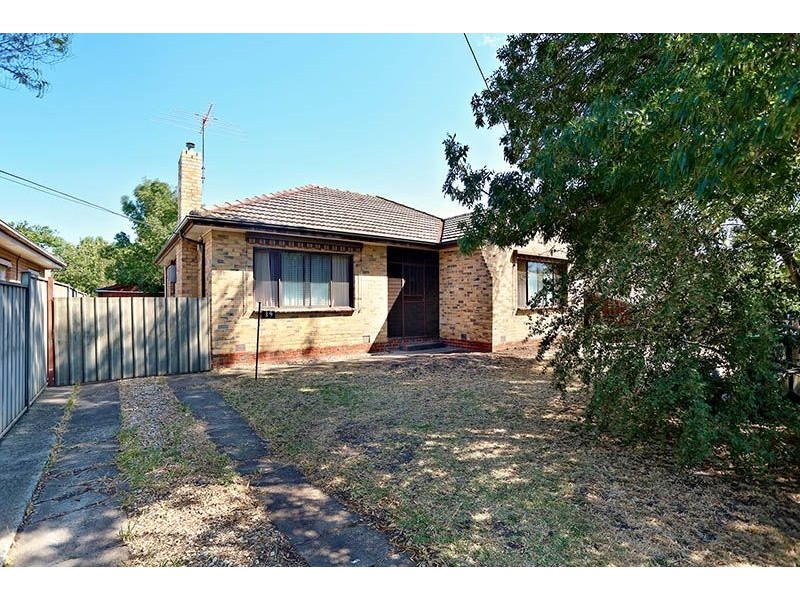 39 Paget Avenue, Glenroy VIC 3046
