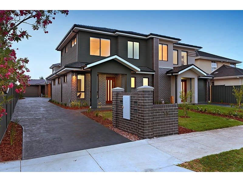 2/15 Valencia Street, Glenroy VIC 3046