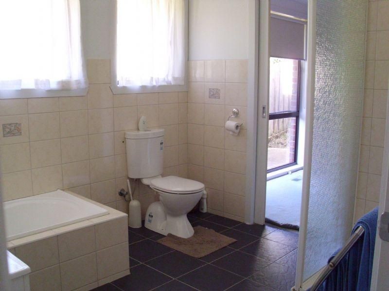 2/139 Augustine Terrace, Glenroy VIC 3046