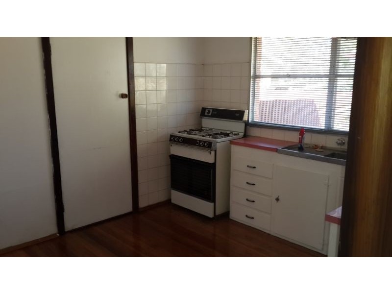 104 Sunset Boulevard, Jacana VIC 3047