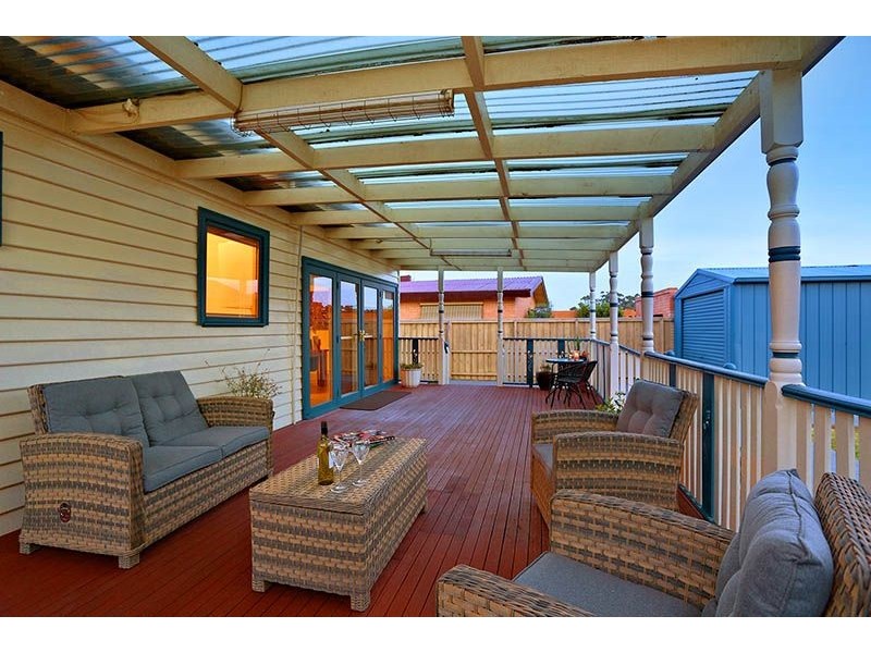 19 Wheatsheaf Road, Glenroy VIC 3046