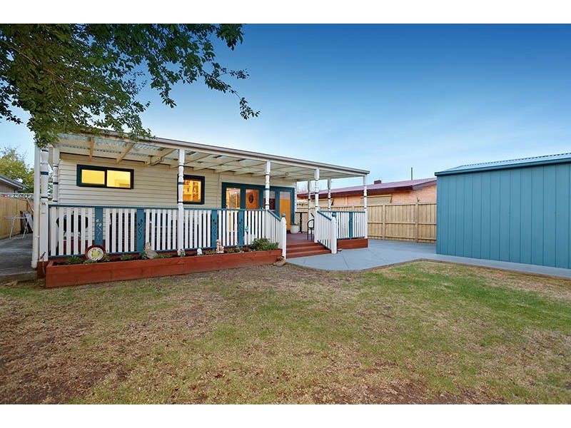 19 Wheatsheaf Road, Glenroy VIC 3046