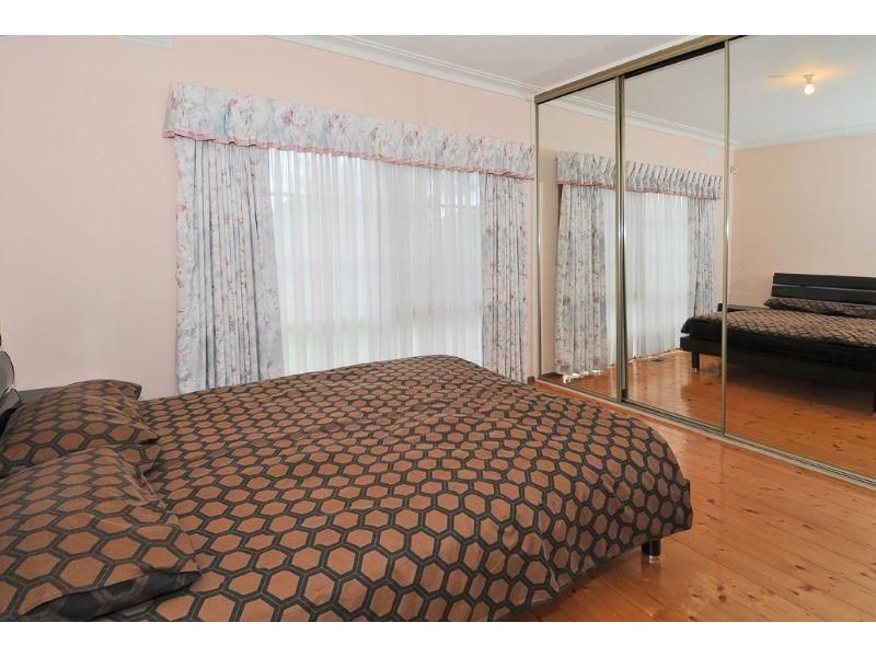 9 Ogden Street, Glenroy VIC 3046