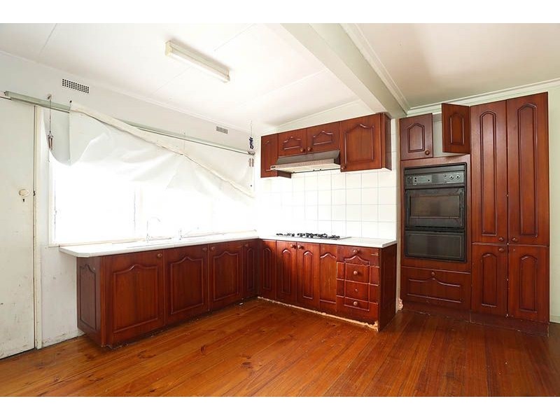 50 Hubert Avenue, Glenroy VIC 3046