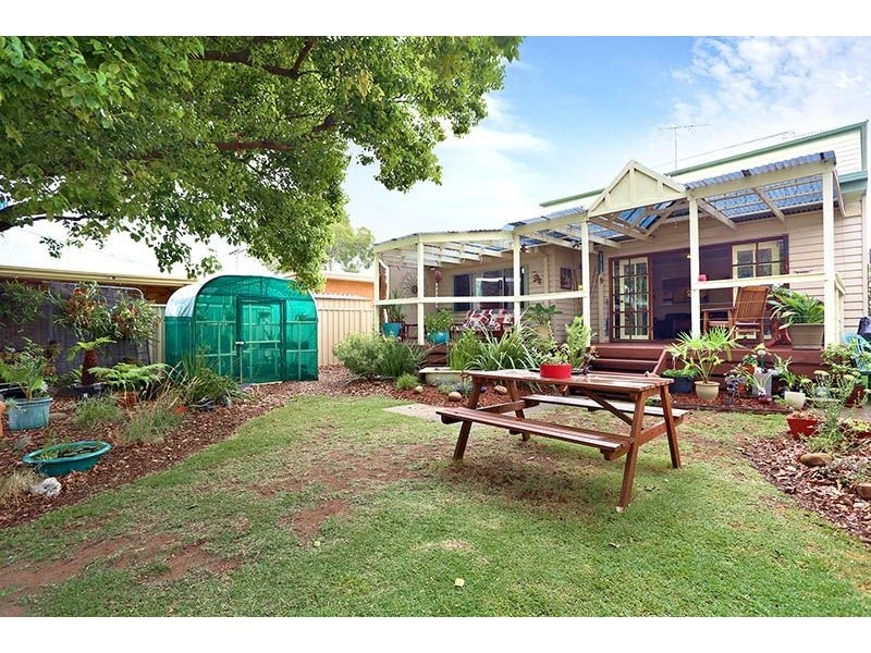 57 Winifred Street, Oak Park VIC 3046