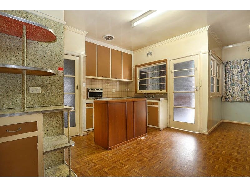 25 Isla Avenue, Glenroy VIC 3046