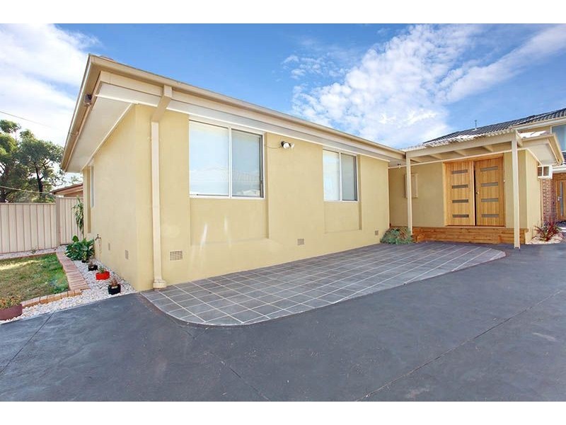 1/12 Ventnor Crescent, Coolaroo VIC 3048