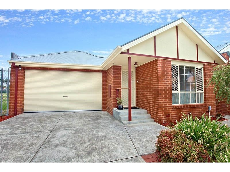 27 Acacia Street, Glenroy VIC 3046