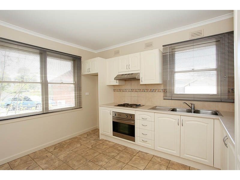 7 Howard Court, Glenroy VIC 3046