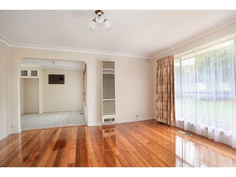 69 Valley Crescent, Glenroy VIC 3046