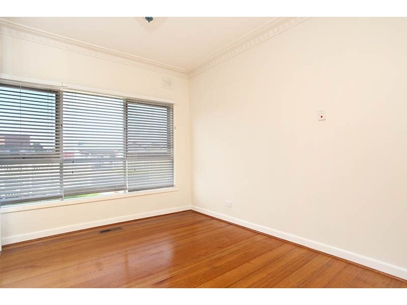 19 William Street, Glenroy VIC 3046