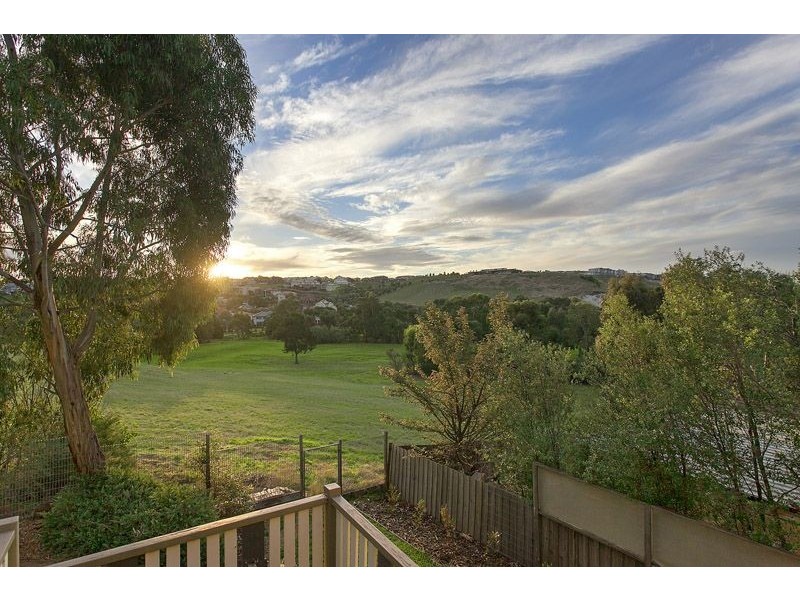 8 Byron Court, Glenroy VIC 3046