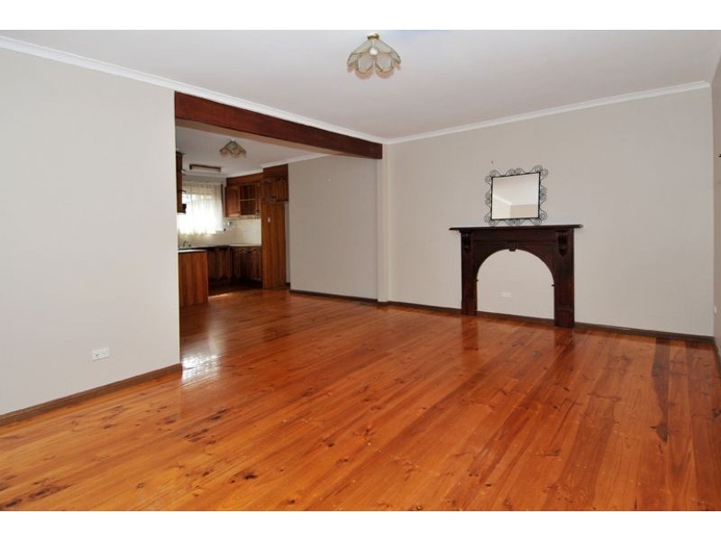 3/20 Wheatsheaf Road, Glenroy VIC 3046