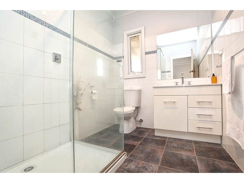 22 Hillcrest Road, Glenroy VIC 3046