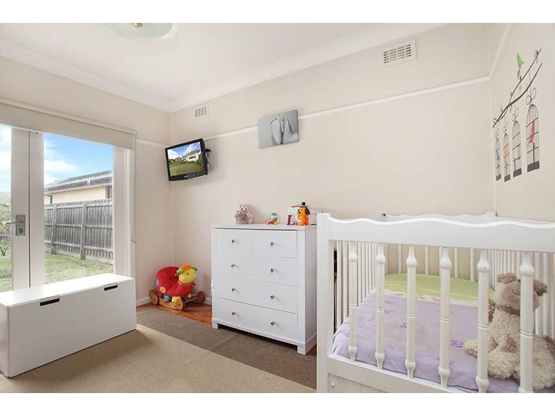 22 Hillcrest Road, Glenroy VIC 3046