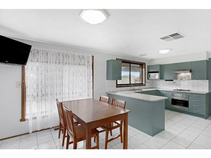 51 Garner Parade, Dallas VIC 3047