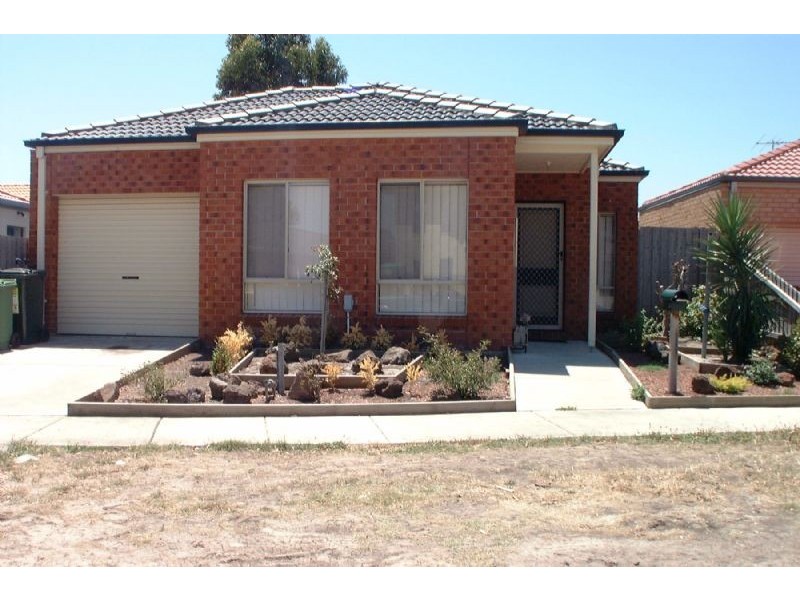 1/11 Wharton Avenue, Dallas VIC 3047