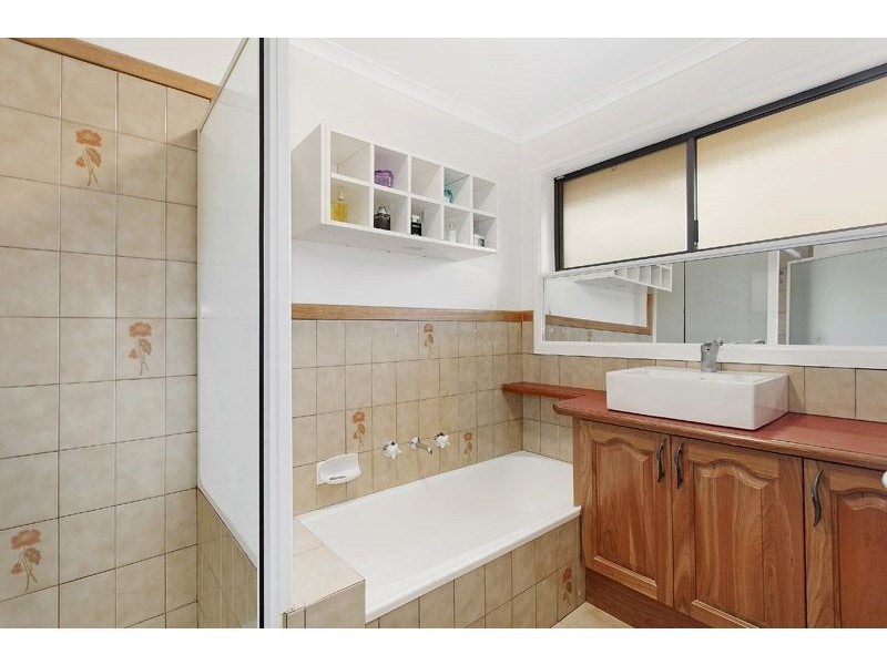 1/12 Acacia Street, Glenroy VIC 3046