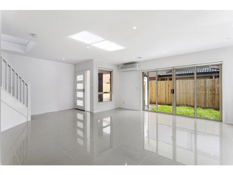 2&3/6 Osway Street, Broadmeadows VIC 3047