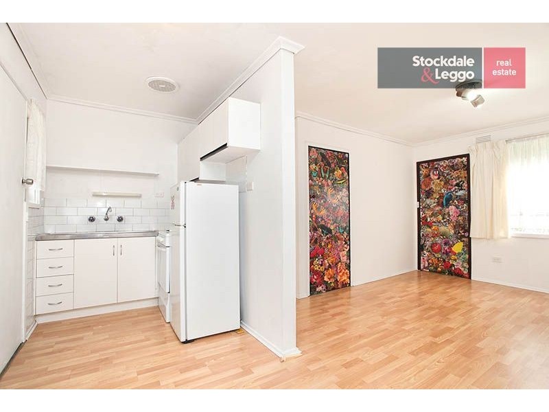 21/9-11 Chris Court, Oak Park VIC 3046