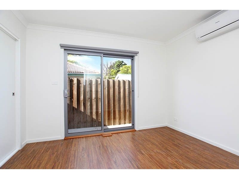 2/31 Melbourne Avenue, Glenroy VIC 3046