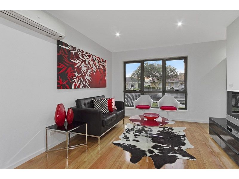 1/54 Hubert Avenue, Glenroy VIC 3046