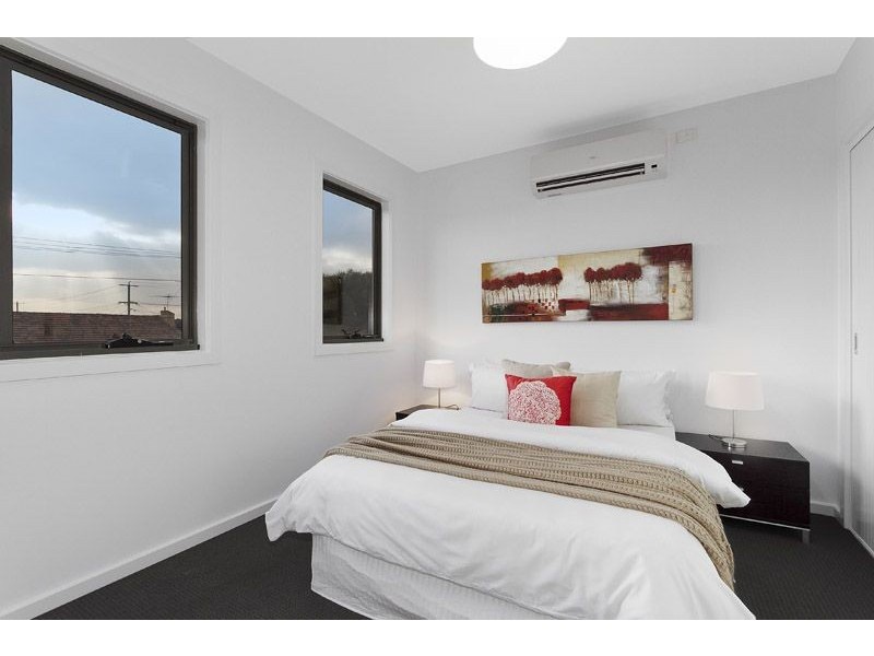 1/54 Hubert Avenue, Glenroy VIC 3046