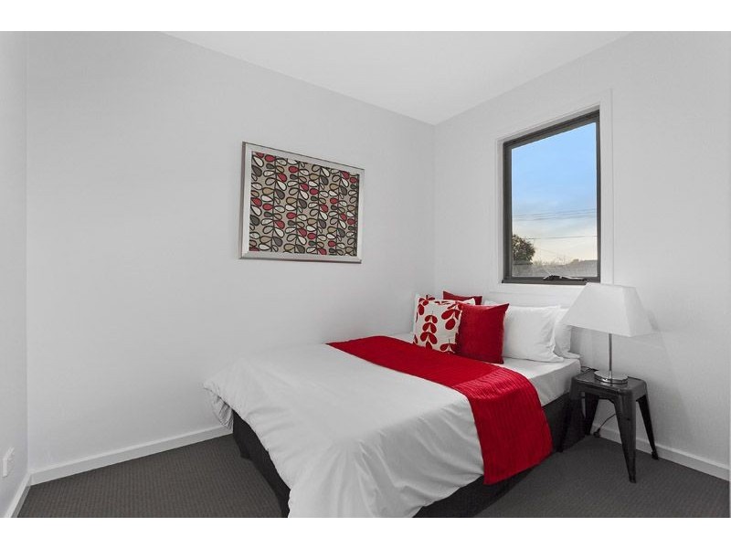 1/54 Hubert Avenue, Glenroy VIC 3046