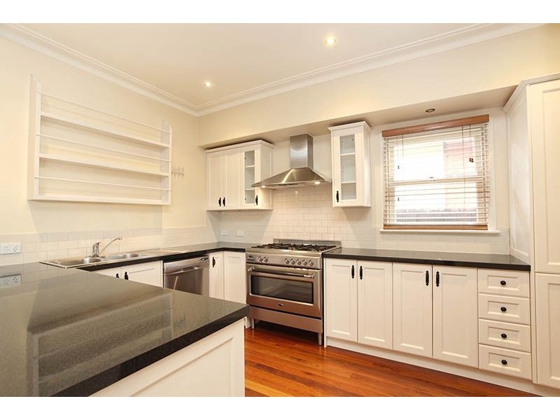 84 South Street, Hadfield VIC 3046