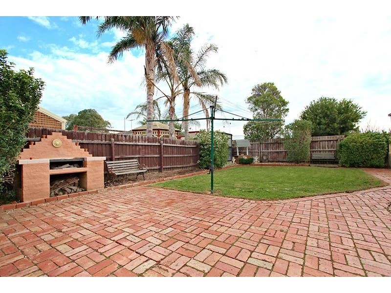 84 South Street, Hadfield VIC 3046