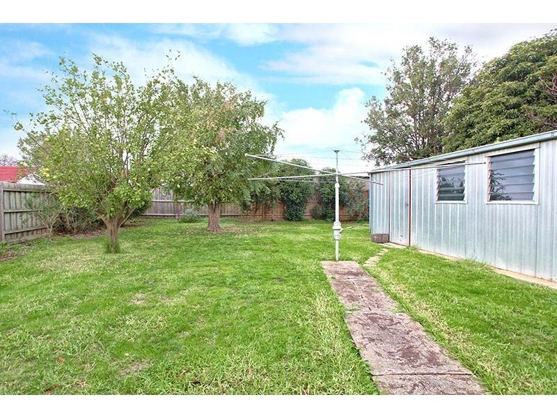 80 Paget Avenue, Glenroy VIC 3046