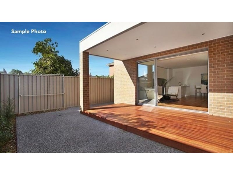 2/14 Newton Street, Glenroy VIC 3046