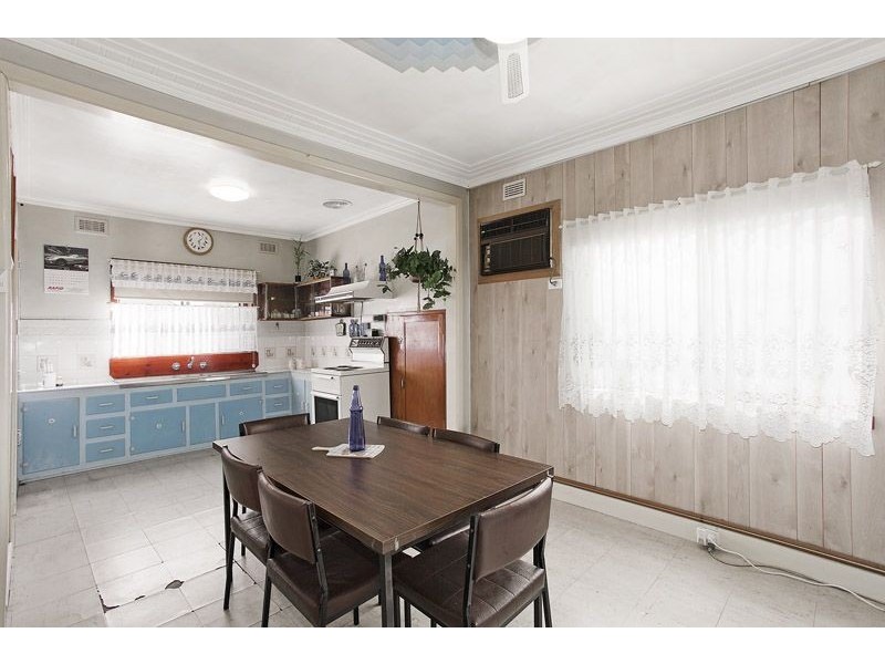 5 Fairleigh Street, Glenroy VIC 3046