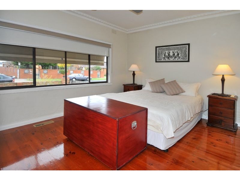 2 Selola Court, Fawkner VIC 3060