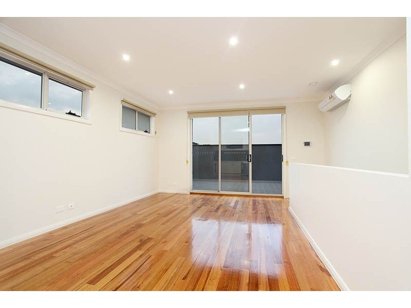 3/132 Middle Street, Hadfield VIC 3046