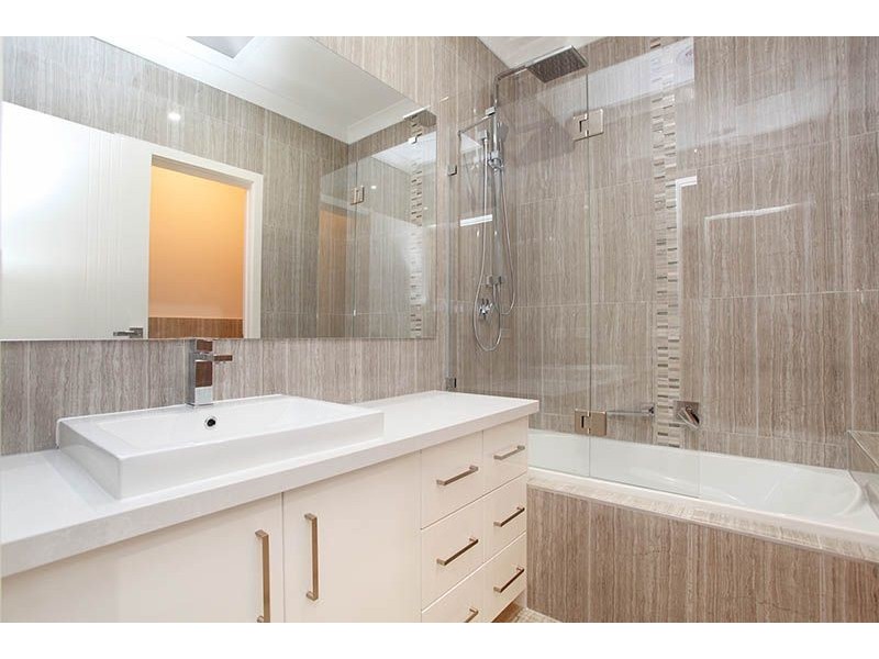 1/66 Everard Street, Glenroy VIC 3046