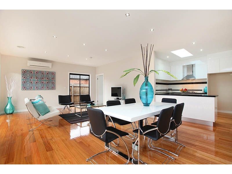 2/45 Tarana Avenue, Glenroy VIC 3046