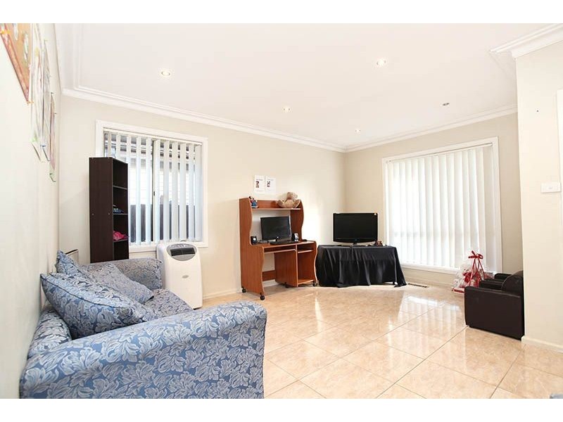 78 Maude Avenue, Glenroy VIC 3046