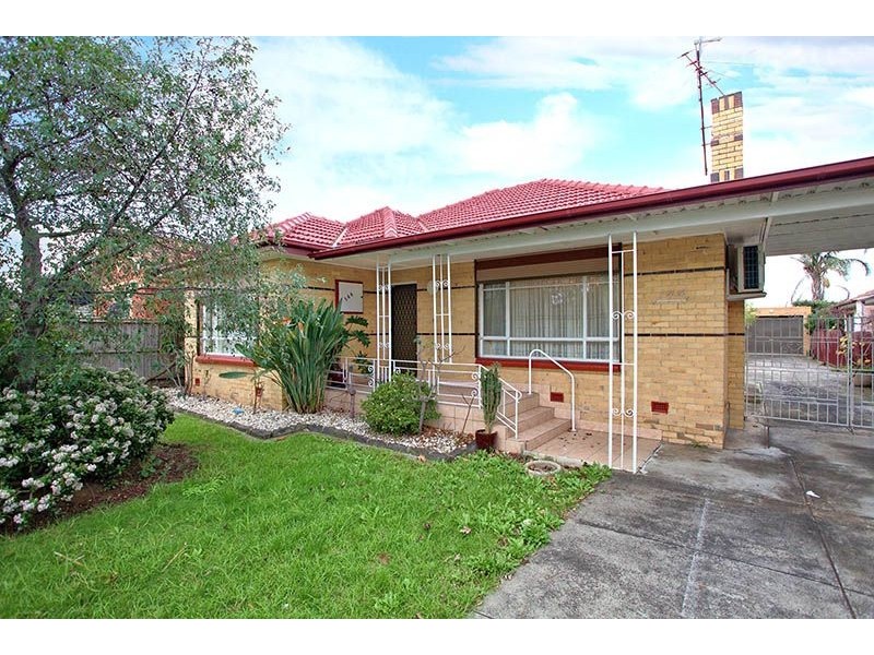 144 West Street, Hadfield VIC 3046