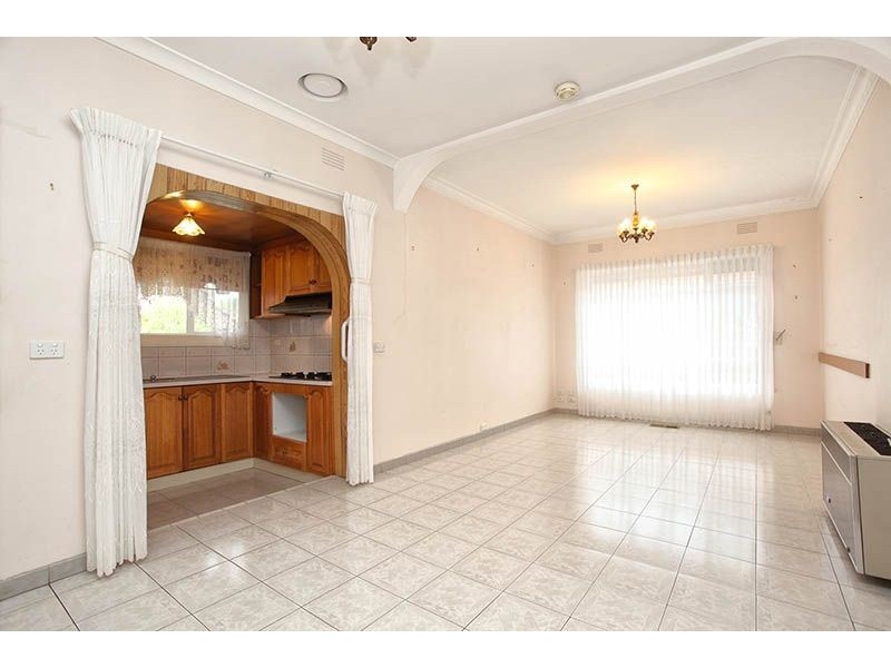 144 West Street, Hadfield VIC 3046