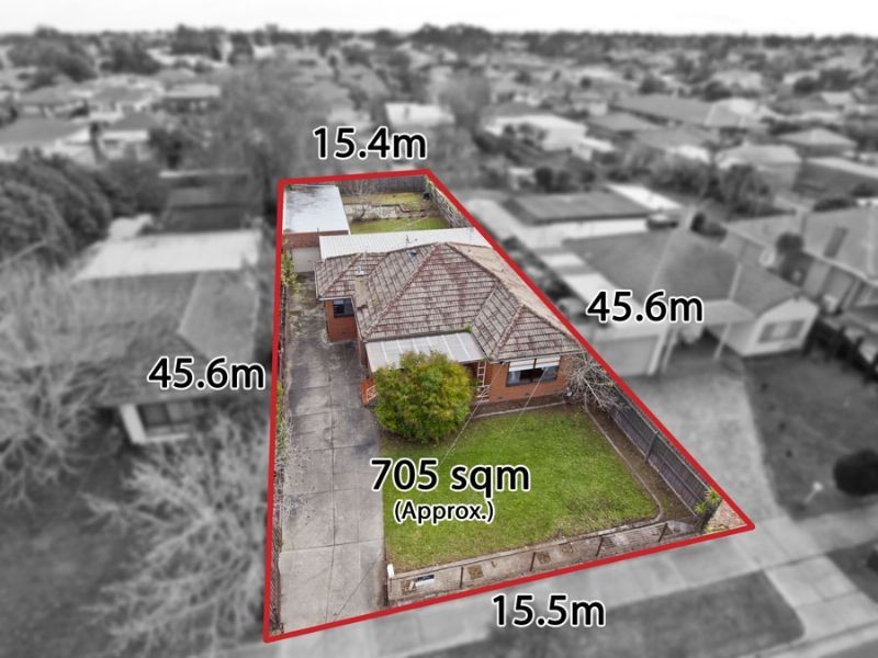 9 Isla Avenue, Glenroy VIC 3046