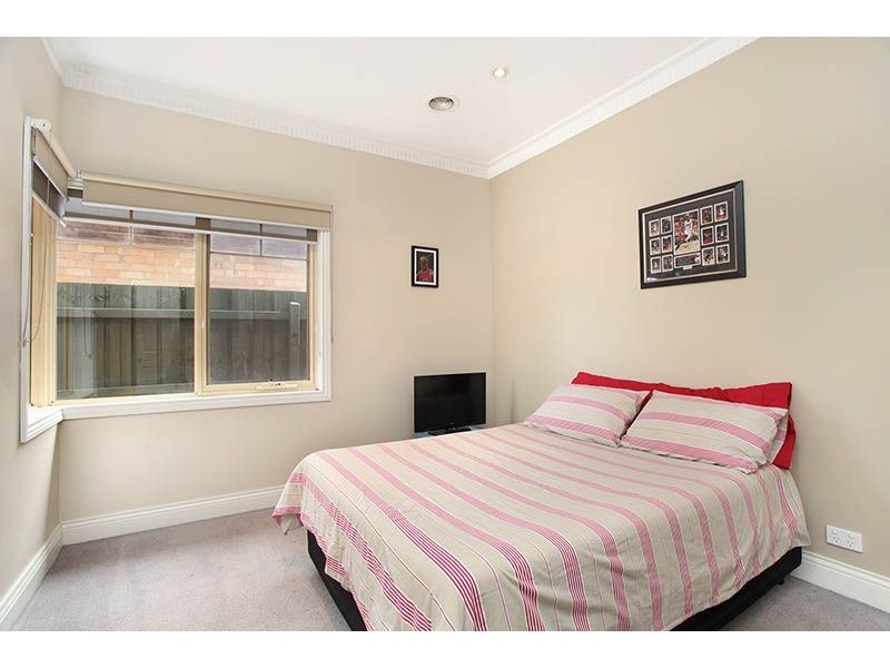 92 Glenroy Road, Glenroy VIC 3046