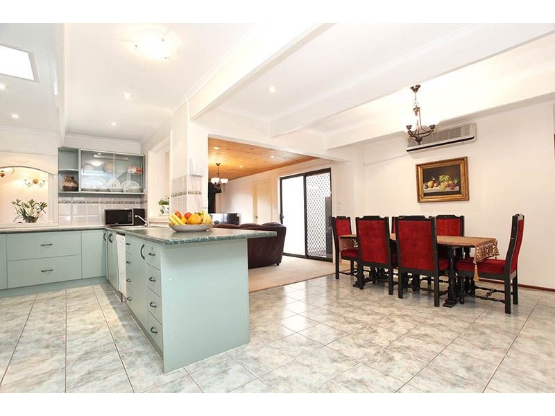 58 Centre Way, Glenroy VIC 3046